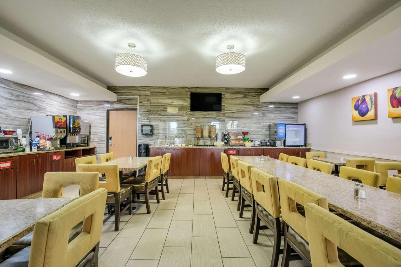 Best Western Waukesha Grand Pewaukee Zewnętrze zdjęcie