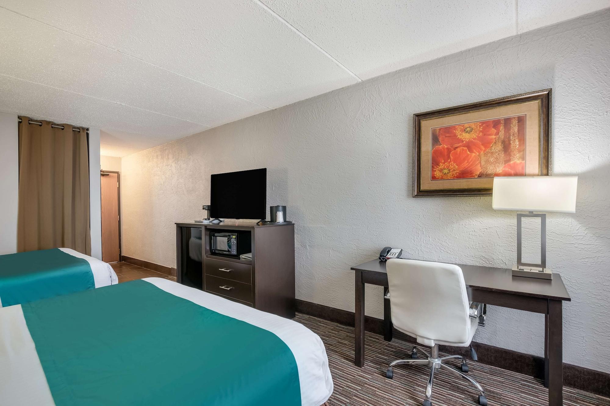 Best Western Waukesha Grand Pewaukee Zewnętrze zdjęcie